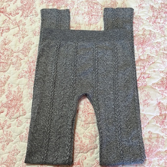 NWT NikiBiki black textured leggings one size fits all - Picture 4 of 11